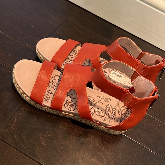 Mootsies Tootsies 7.5 NWT - Picture 2 of 12